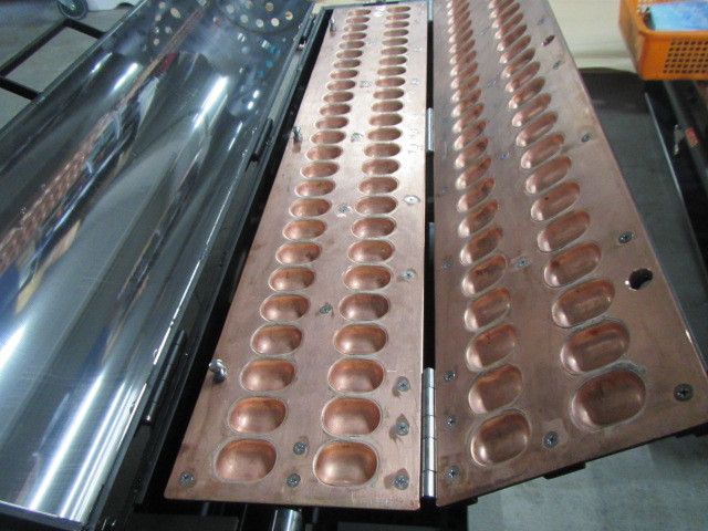 楽天市場】業務用 ベビーカステラ機ガス 50穴 プロパンガス用 人気