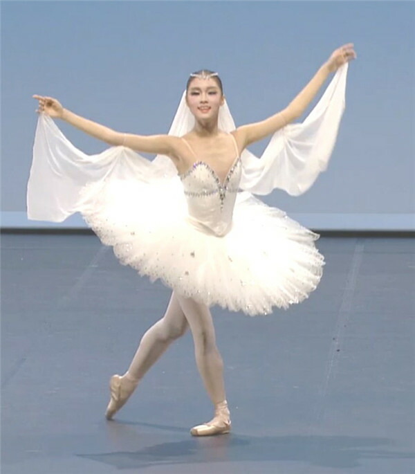 楽天市場】バレエ チュチュ ホワイト キャミソール バレエレオタード