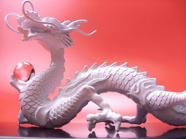 楽天市場】＼14年連続↑ランキング1位／白龍 龍 置物 （沢山のお願い