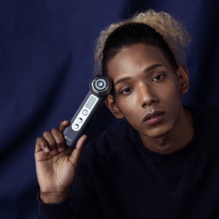 楽天市場】美顔器 EVOOCH プレミアムマルチエステ美顔器 EVH-FC01