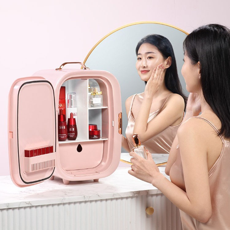 楽天市場】コスメクーラー ミニ 冷蔵庫 化粧品 保冷庫 ミニ冷蔵庫 家用