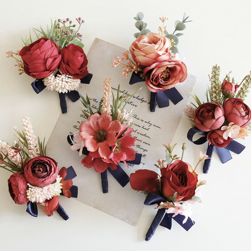 楽天市場】シックな赤が印象的なブートニア 単品と選べるブーケ同時