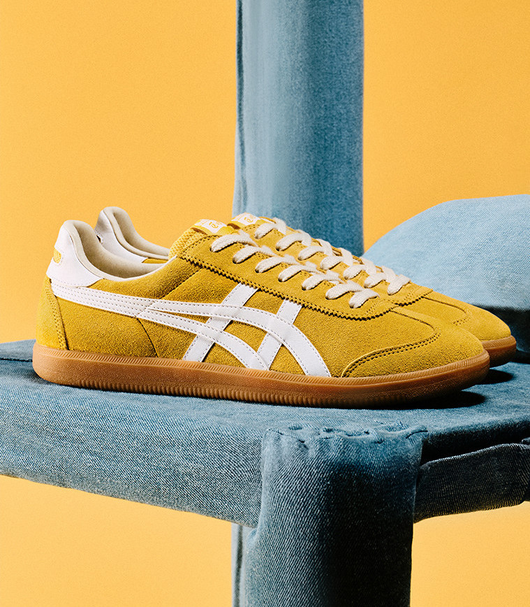 楽天市場】日本未発売 オニツカタイガー トクテン スニーカー イエロー