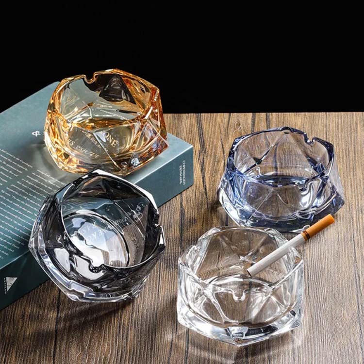 楽天市場】卓上 灰皿 おしゃれ ガラス製 高級 透明 円型 方型 スクエア