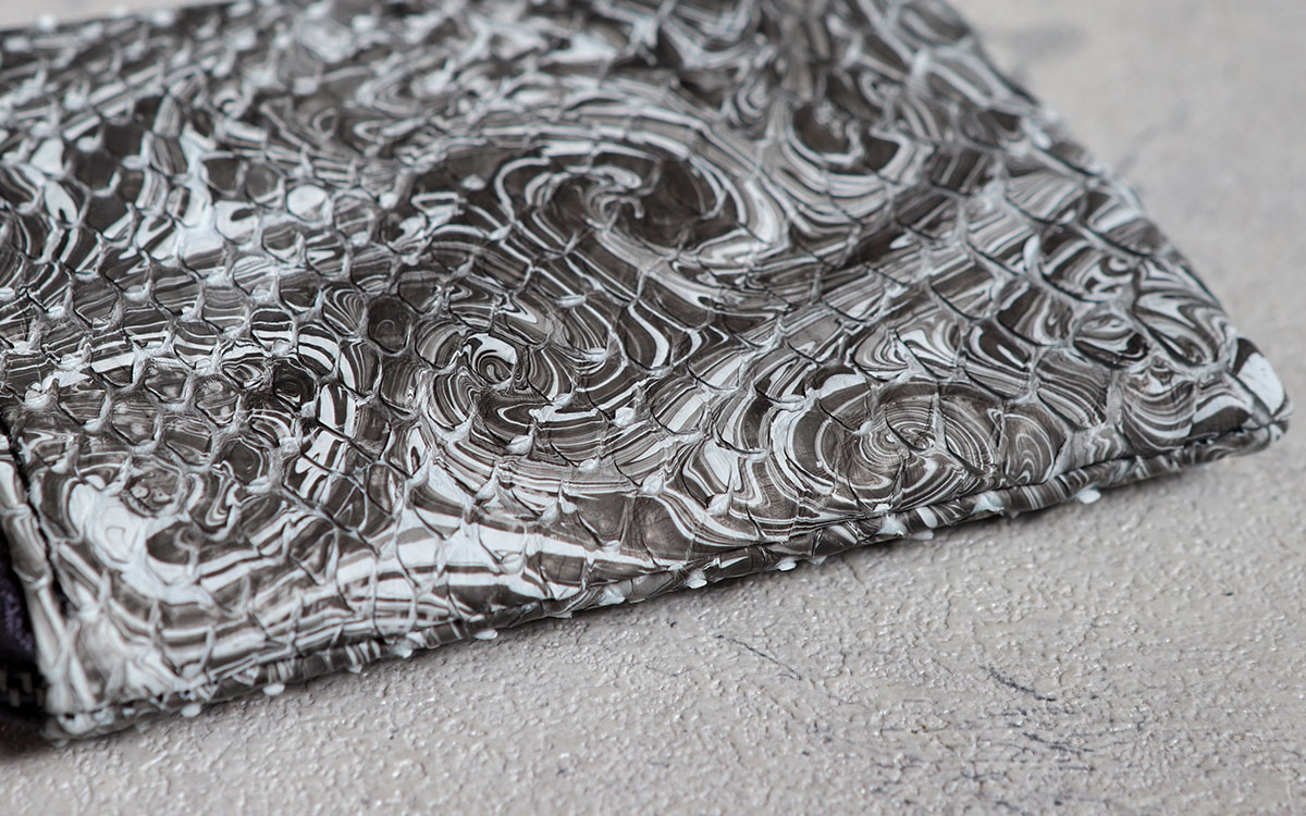 楽天市場】ZOO(ズー) 墨流し染め 蛇革 ダイヤモンドパイソン L字