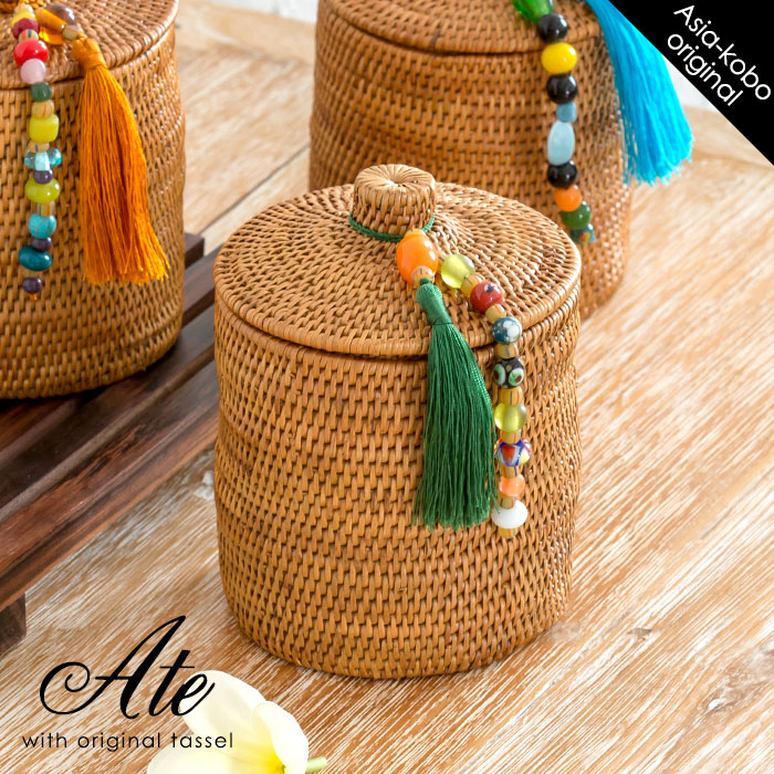 楽天市場】アジア工房オリジナルタッセル付き アタ製フタ付筒型