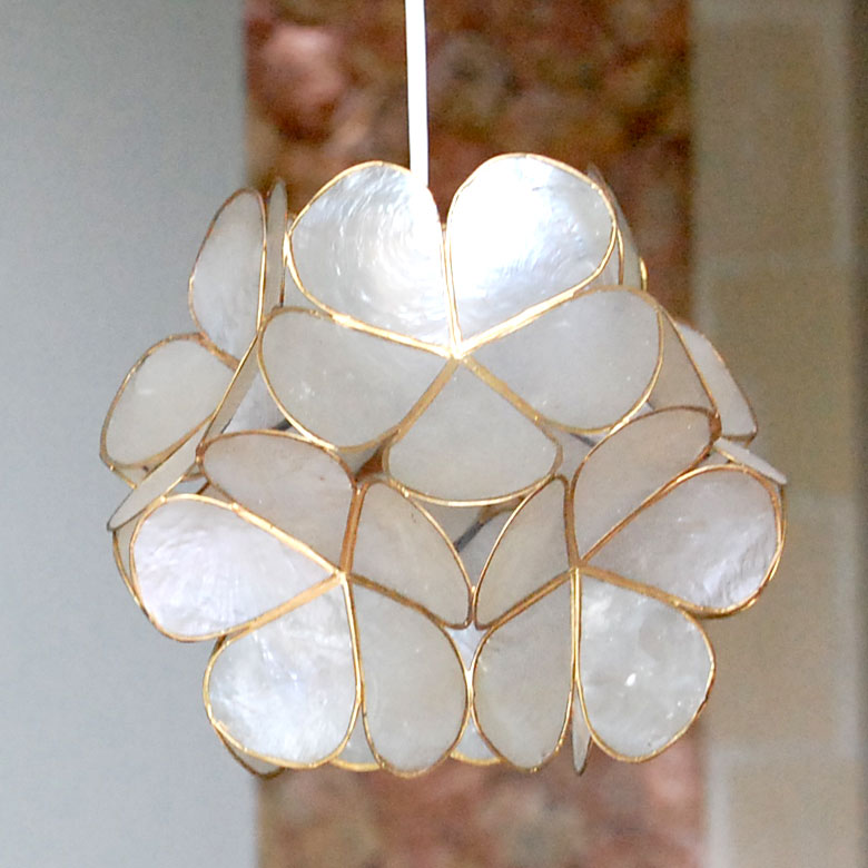 楽天市場】カピスシェルのフラワーモチーフ ペンダントライト LED対応