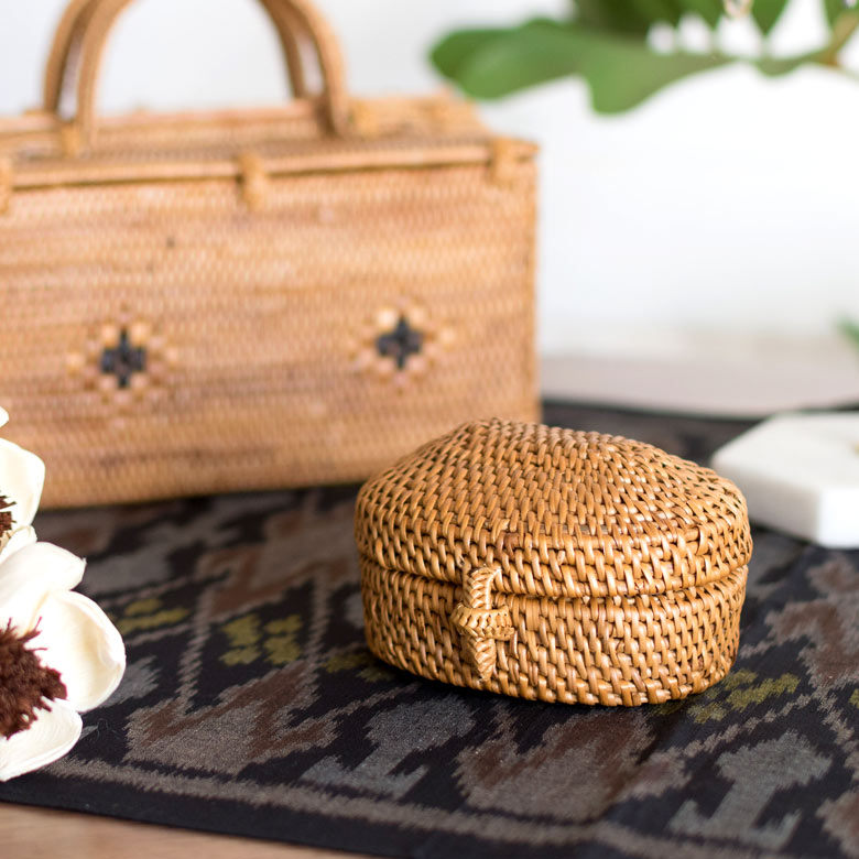 楽天市場】アタで編まれた楕円形のフタ付き小物入れミニケース 小物