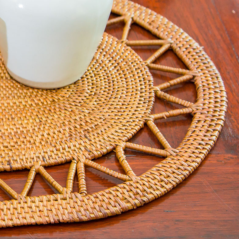楽天市場】アタで編まれた楕円形ラティスデザインのランチョンマット