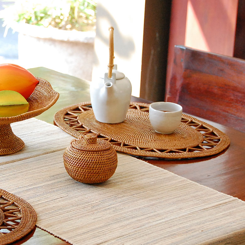 楽天市場】アタで編まれた楕円形ラティスデザインのランチョンマット