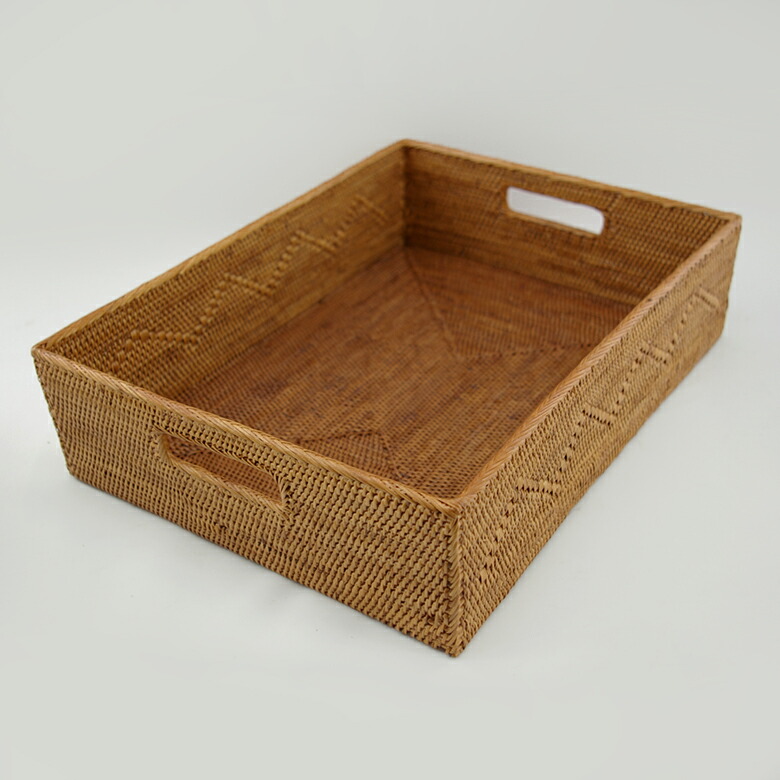 楽天市場】アタで編まれた少し大きな四角いトレイ型取っ手付き