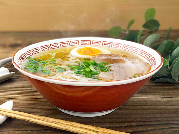 楽天市場】ラーメンどんぶり 915cc 19.7cm おしゃれ 赤 赤巻き