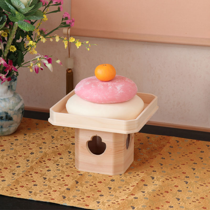 楽天市場】樹脂製お鏡餅 「大サイズ 三升重ね 紅白」 キャップ付き