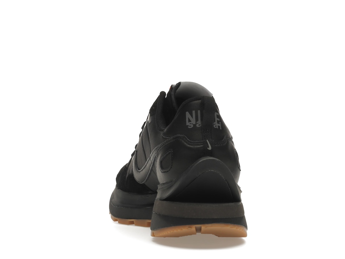 クーポン】発行中!!Nike × サカイ ヴェイパー ワッフル ブラック ガム