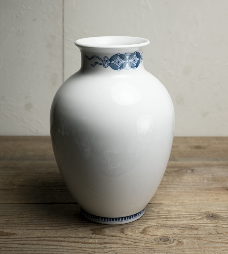 楽天市場】骨董○色鍋島菖蒲文花瓶○鍋島焼 / 和泉銘 | 現代-20-21世紀