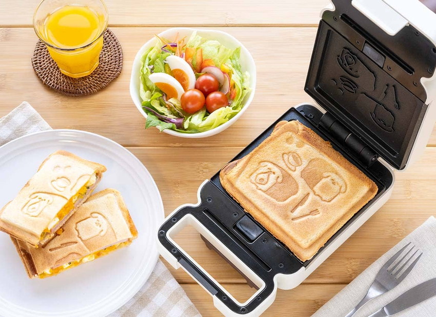楽天市場】ホットサンドメーカー 電気 いーすとけん。 パンの耳まで