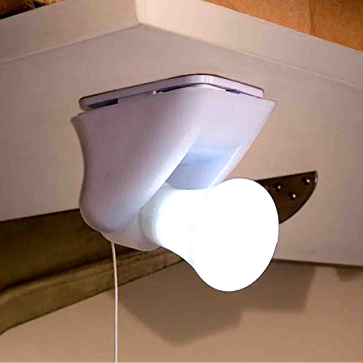 楽天市場】ライト 電池式 ひも引き クローゼット 押し入れ 階段 防災