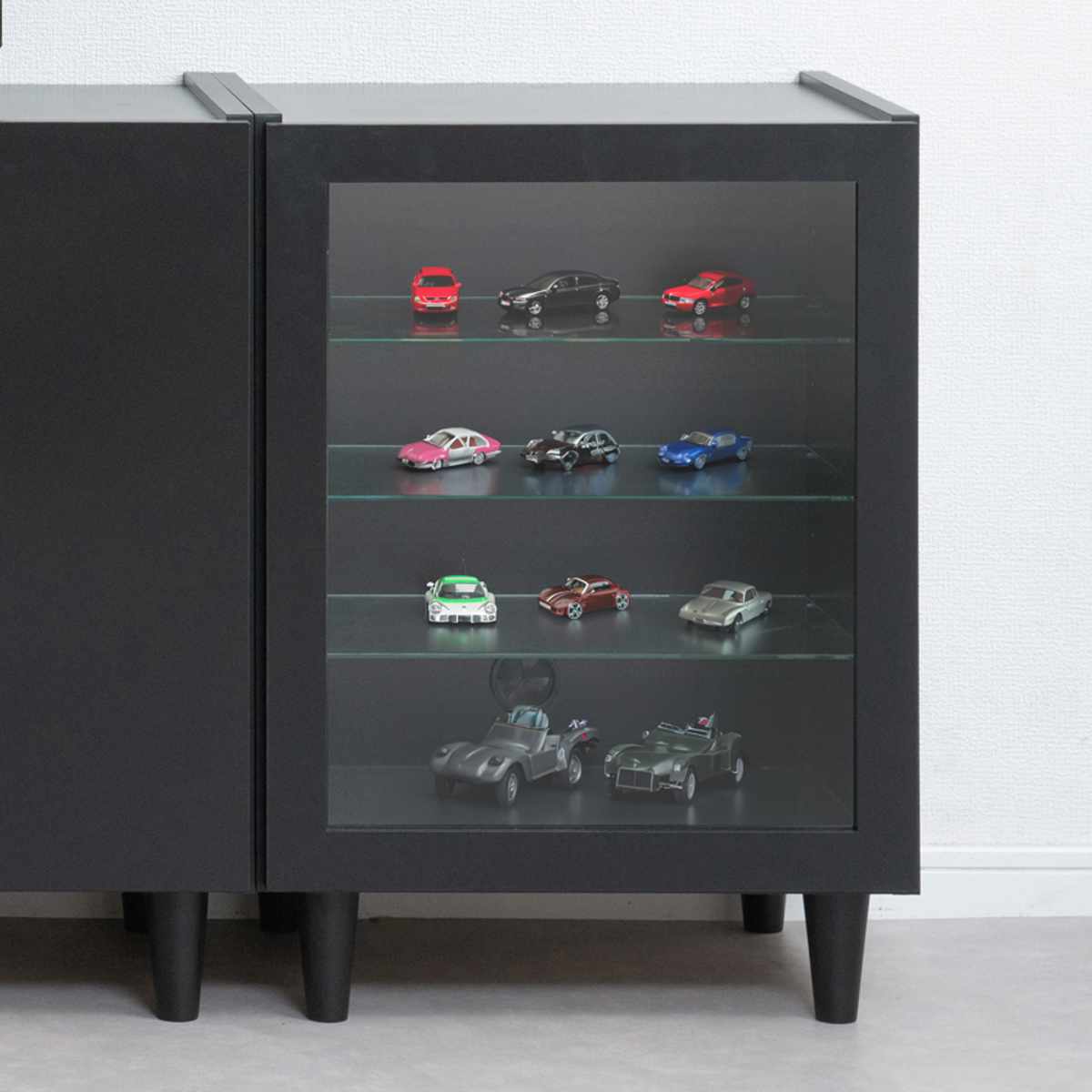 楽天市場】ガラス扉キャビネット 幅49.5cm モノトーン 日本製 完成品