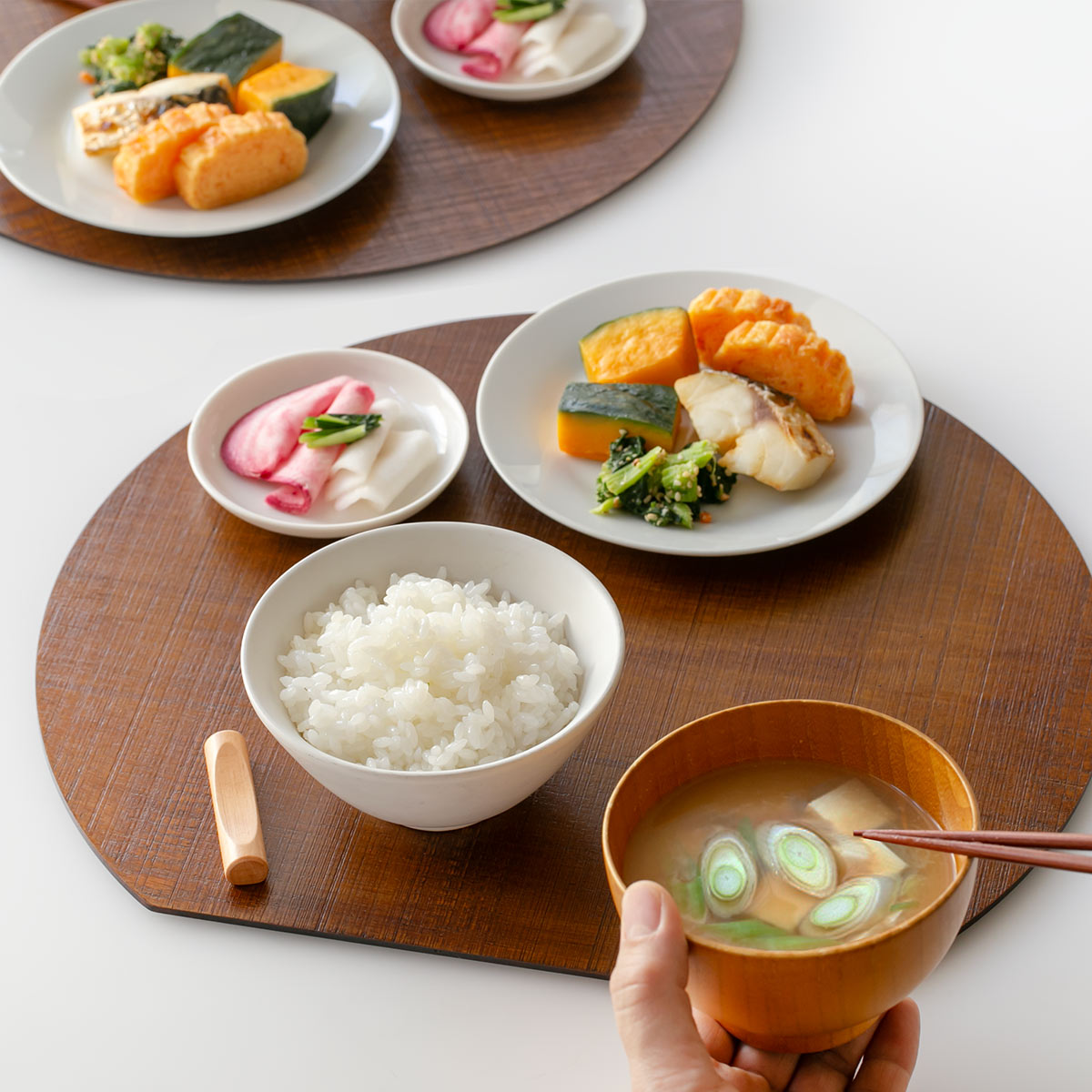 楽天市場】半月膳 36×32cm 漆塗り 天然木 ランチョンマット 2枚セット