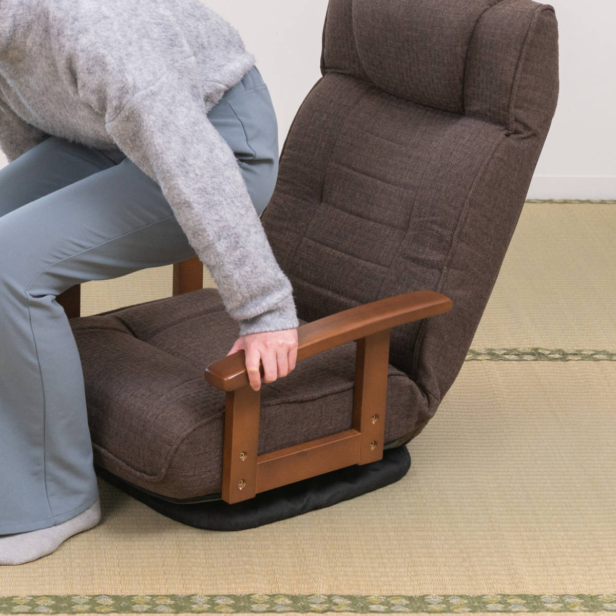 楽天市場】座椅子 回転式 座面高23cm 14段階リクライニング ハイバック