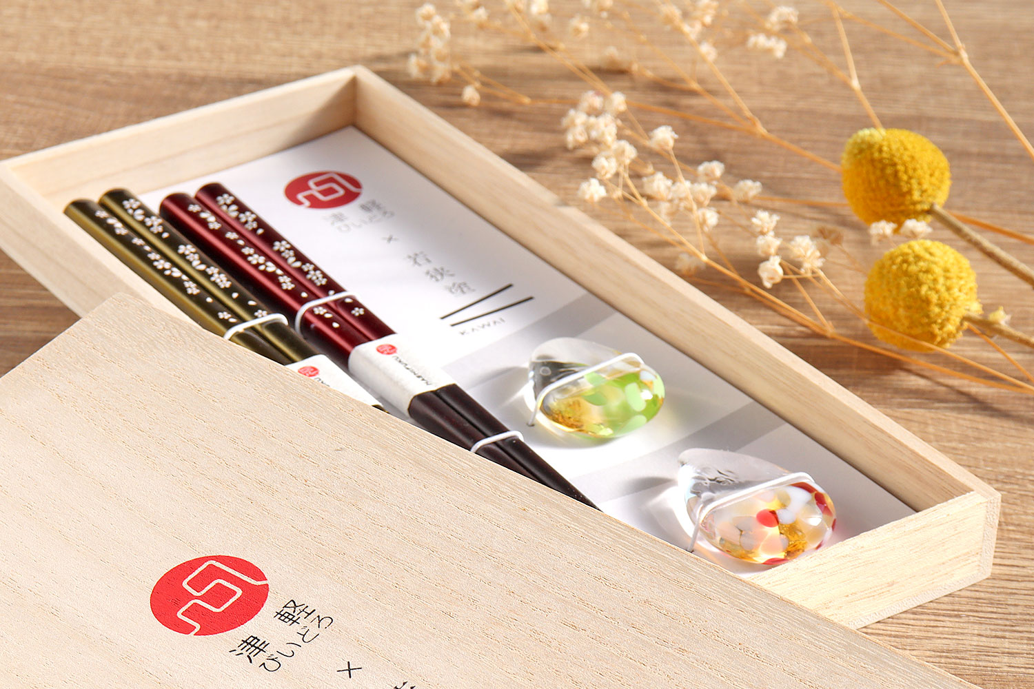 楽天市場】食洗機対応 箸 箸置き 夫婦箸 津軽びいどろ 若狭塗箸 桜回廊