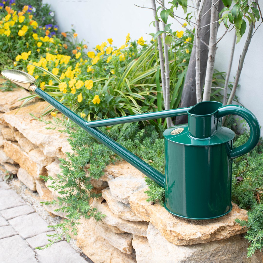 楽天市場】HAWS ホーズジョーロ オリジナルカン 4.5リットル 188-1