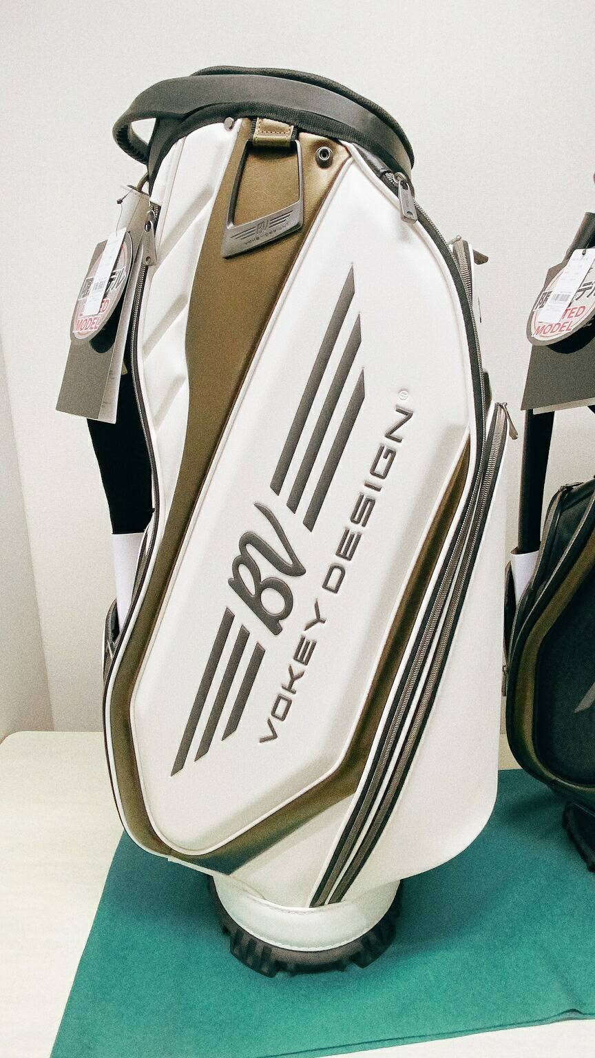楽天市場】ボーケイ CB1VW キャディバッグ タイトリスト VOKEY