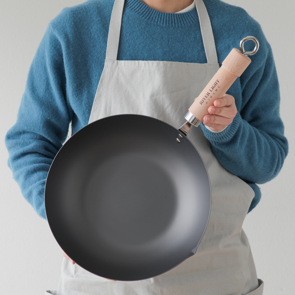 楽天市場】【3年保証＆名入れ刻印無料】鉄 炒め鍋（左口） 30cm 日本製