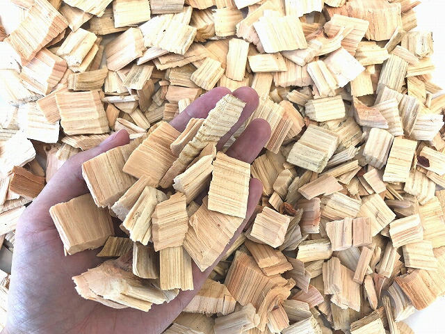 楽天市場】ひのきウッドチップ 100L（50L×2袋）国産ヒノキ使用