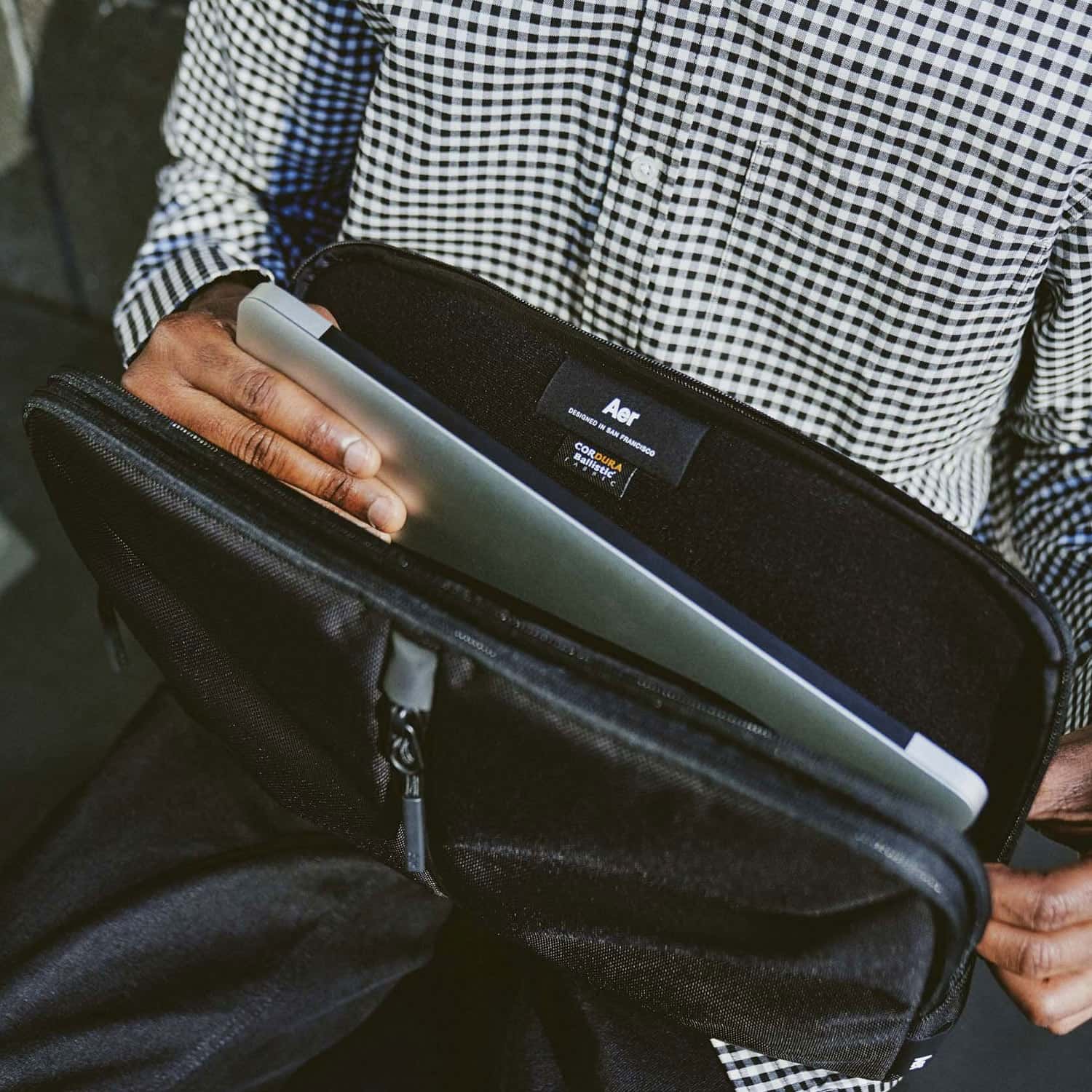 楽天市場】Aer エアー Tech Folio 13 テックフォリオ ラップトップ