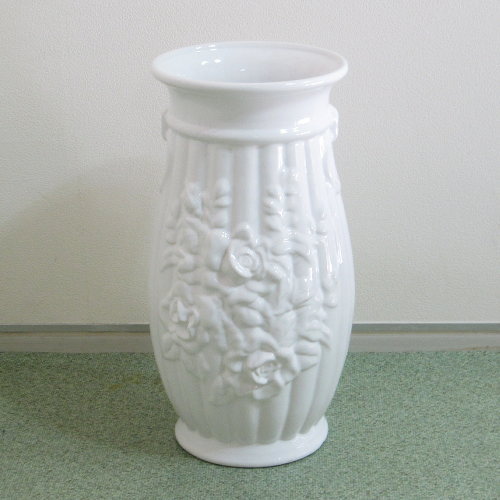 楽天市場】傘立て(かさたて) 陶器 ポルトガル ローズレリーフ ホワイト