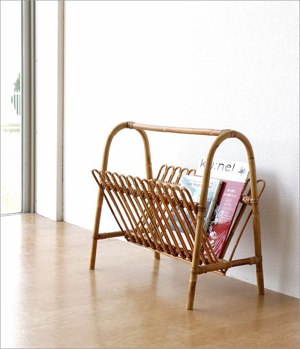 楽天市場】マガジンラック ラタン おしゃれ スタンド 新聞 雑誌 絵本