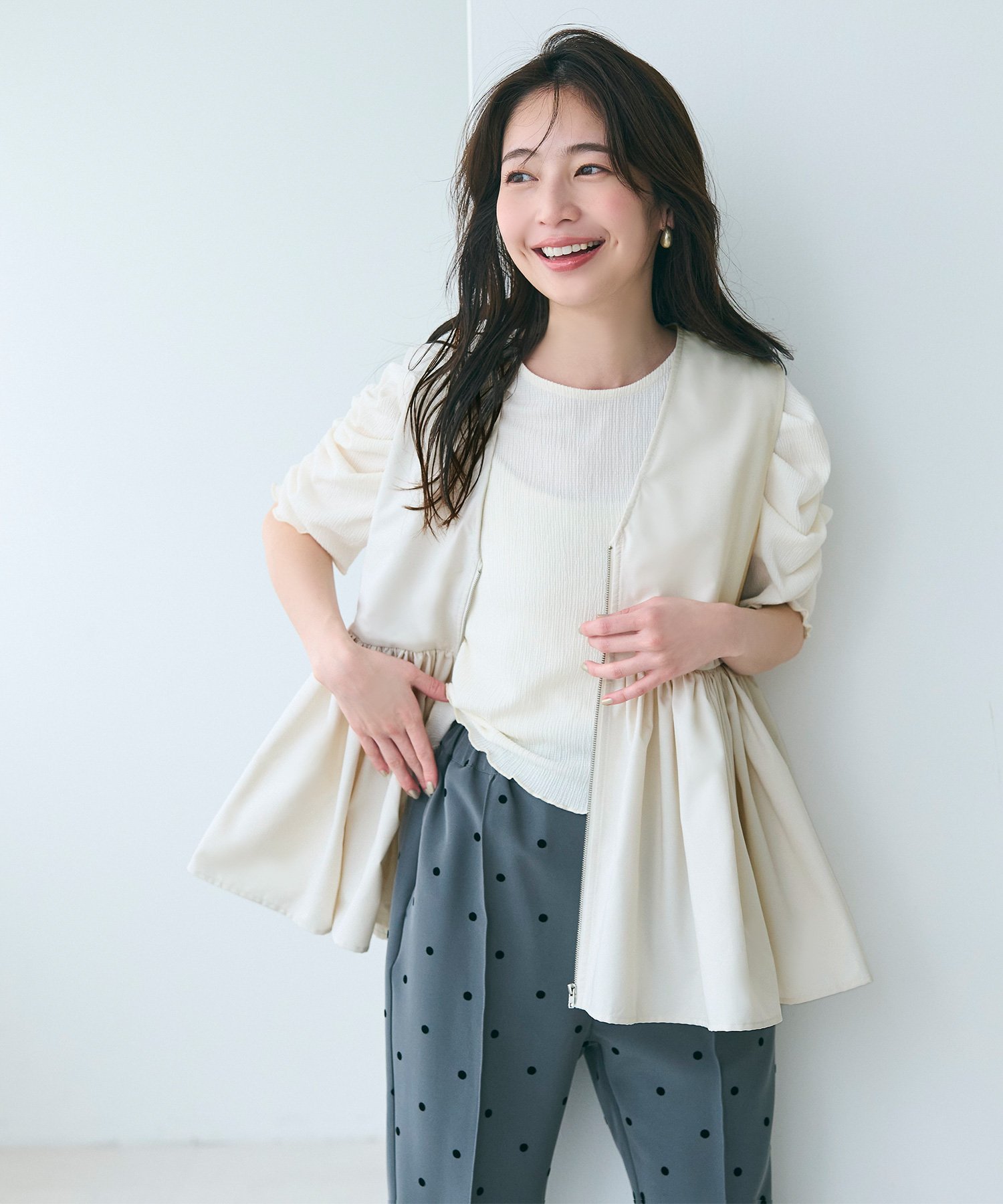 coca｜Vネックギャザーベスト | Rakuten Fashion(楽天ファッション／旧