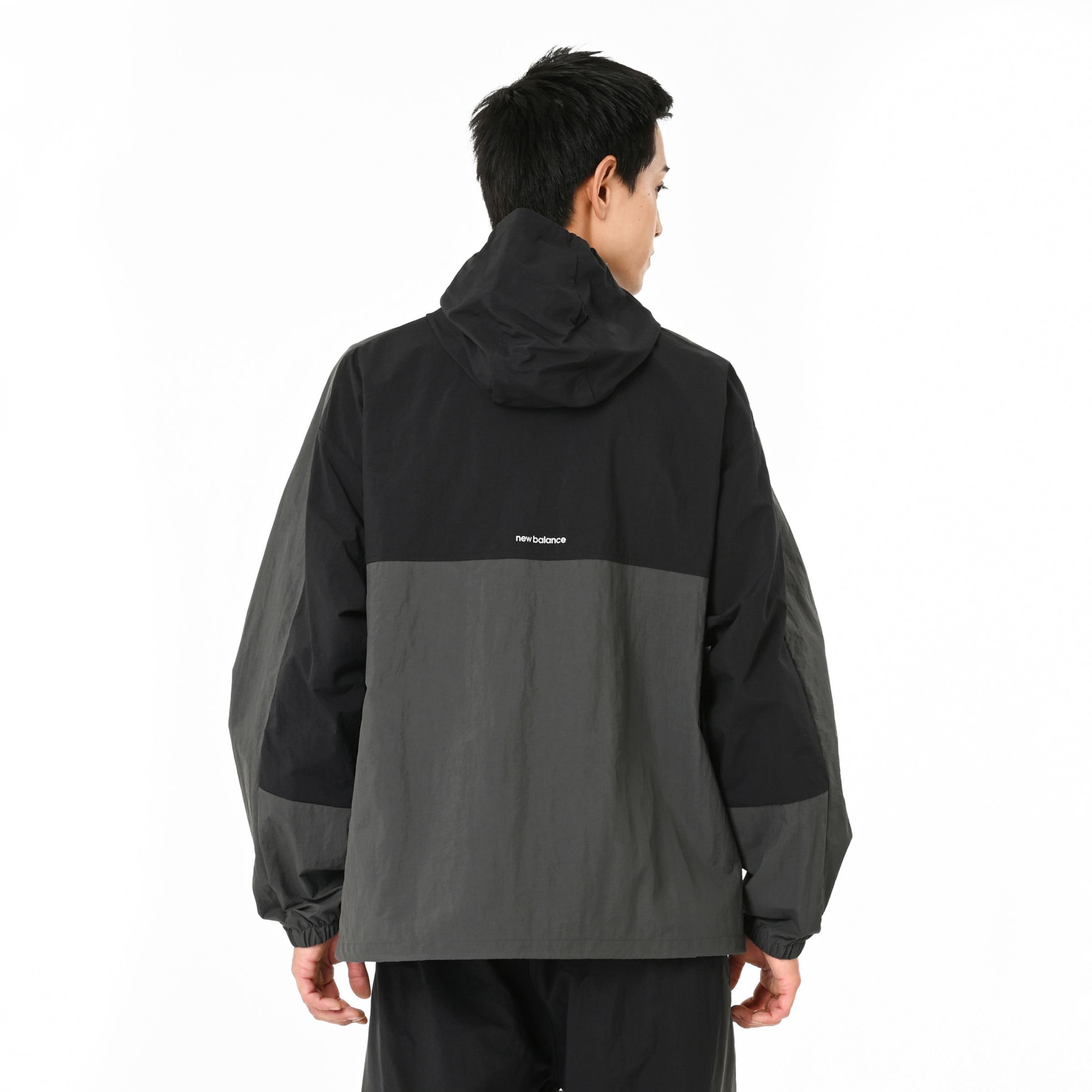 New Balance｜タスランナイロンウーブンフーデッドジャケット