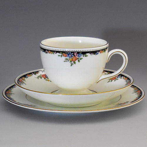 楽天市場】ウェッジウッド Wedgwood 英国製 壺印 オズボーン カップ