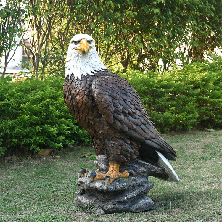 楽天市場】【10%OFFクーポン配布中】送料無料 大型 鷹の置物 ベランダ