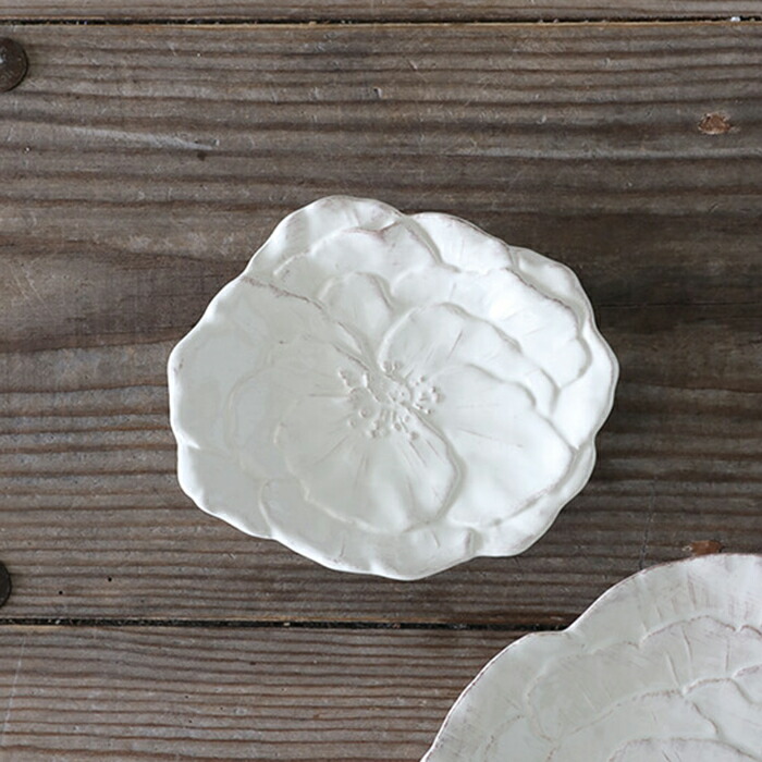 楽天市場】ミニプレートホワイト 15x13cm 花柄 Virginia Casa