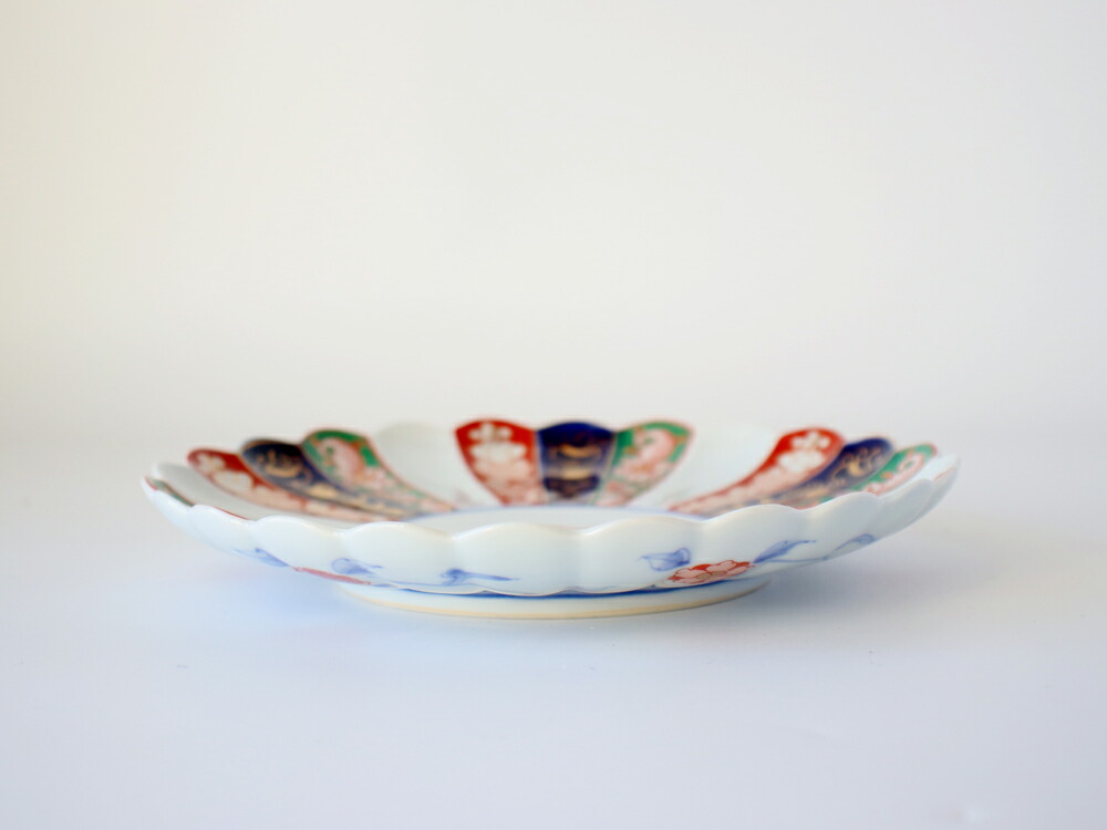 楽天市場】林九郎窯 古伊万里様式 見込菊花紋 プレート19cm【 波佐見焼