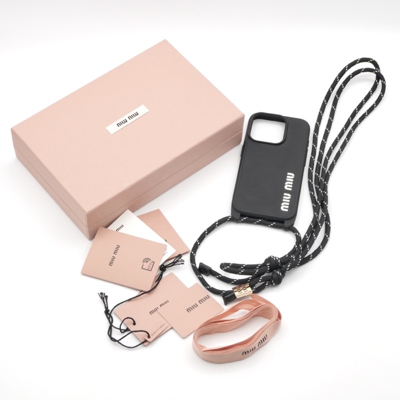 楽天市場】ミュウミュウ MIUMIU 携帯・スマホアクセサリー ブラック