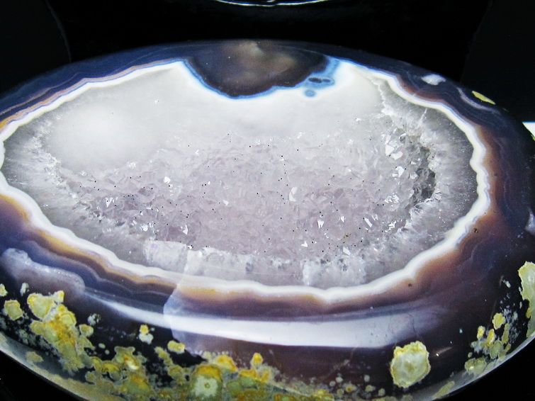 楽天市場】1.5Kg トレジャーメノウ アゲート 財宝メノウ 聚宝盆瑪瑙