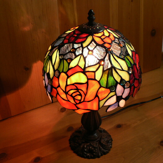 楽天市場】【送料無料】ステンドグラスランプ 優雅な薔薇