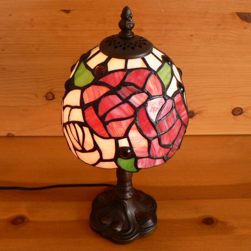 楽天市場】ステンドグラスランプ 薔薇の花 （グレイス） 小型 15×h34