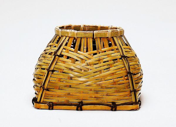 楽天市場】茶道具 花入・花籠本宗全籠、手無し 宗全好写、上塗り竹入子