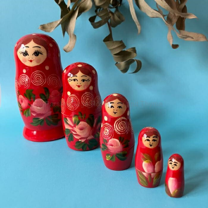 楽天市場】【USED】マトリョーシカ 5体セット エストニア 赤 花 人形