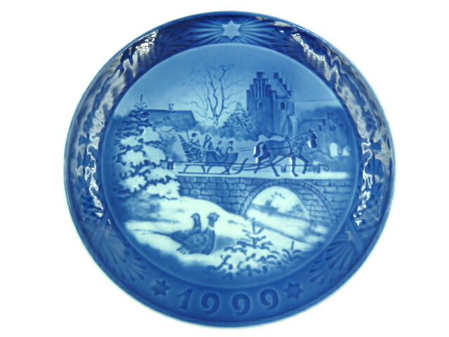 楽天市場】ロイヤルコペンハーゲン イヤープレート 1945の通販