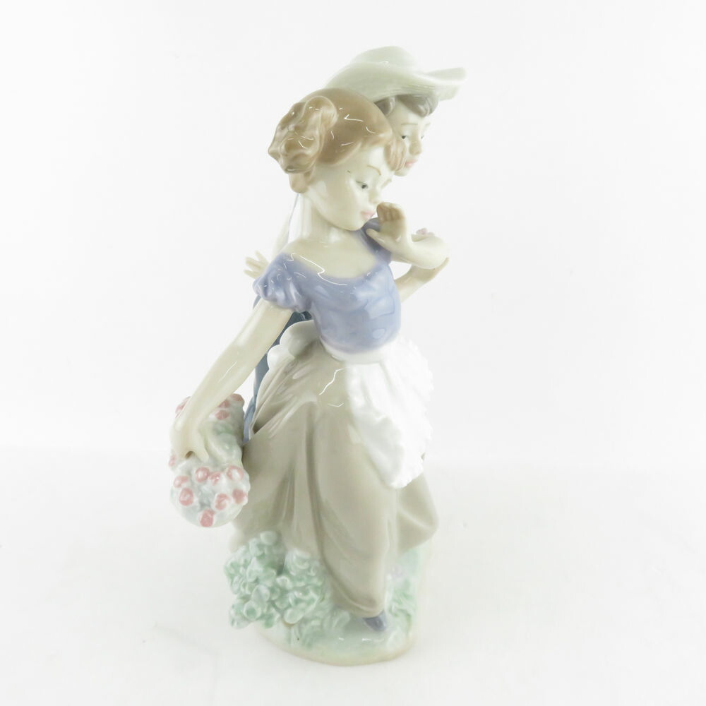 楽天市場】美品 LLADRO リヤドロ 5292「恋の花が咲く」 フィギュリン