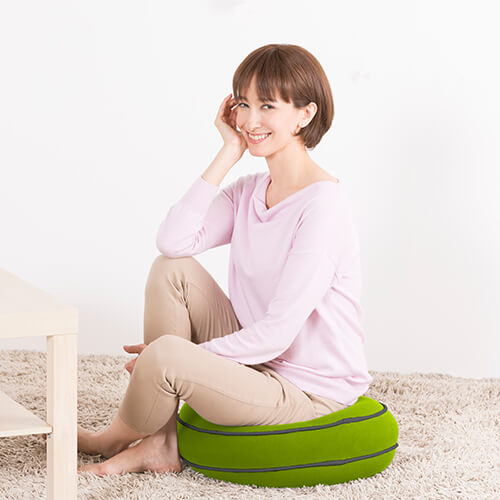 楽天市場】【まとめ買い最大P10倍】 Yogibo Round Pillow / ヨギボー