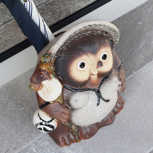 楽天市場】【38時間限定20%OFFクーポン配布中】傘立て 信楽焼 狸傘立て