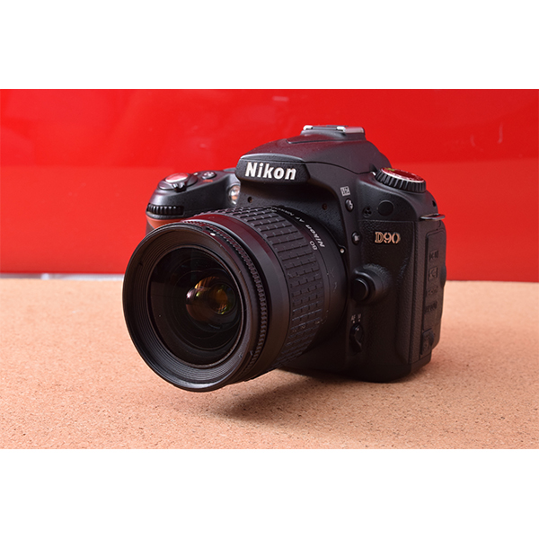 初心者用の一眼レフカメラ専門館TSS / 【初心者・女性向け】Nikon