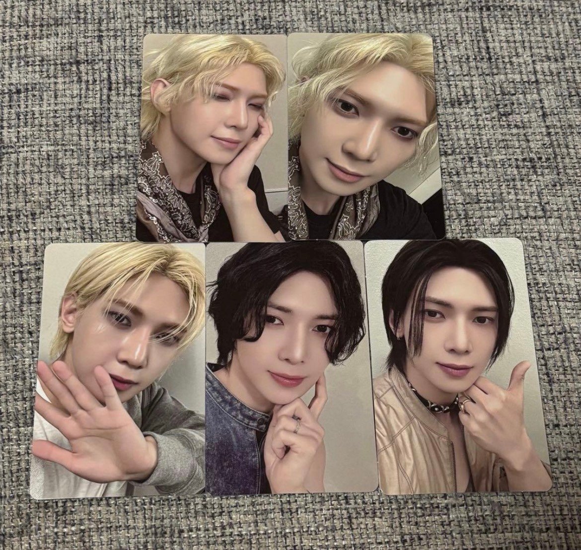 ATEEZ pop up 8 room random trading card B ver | Mercari